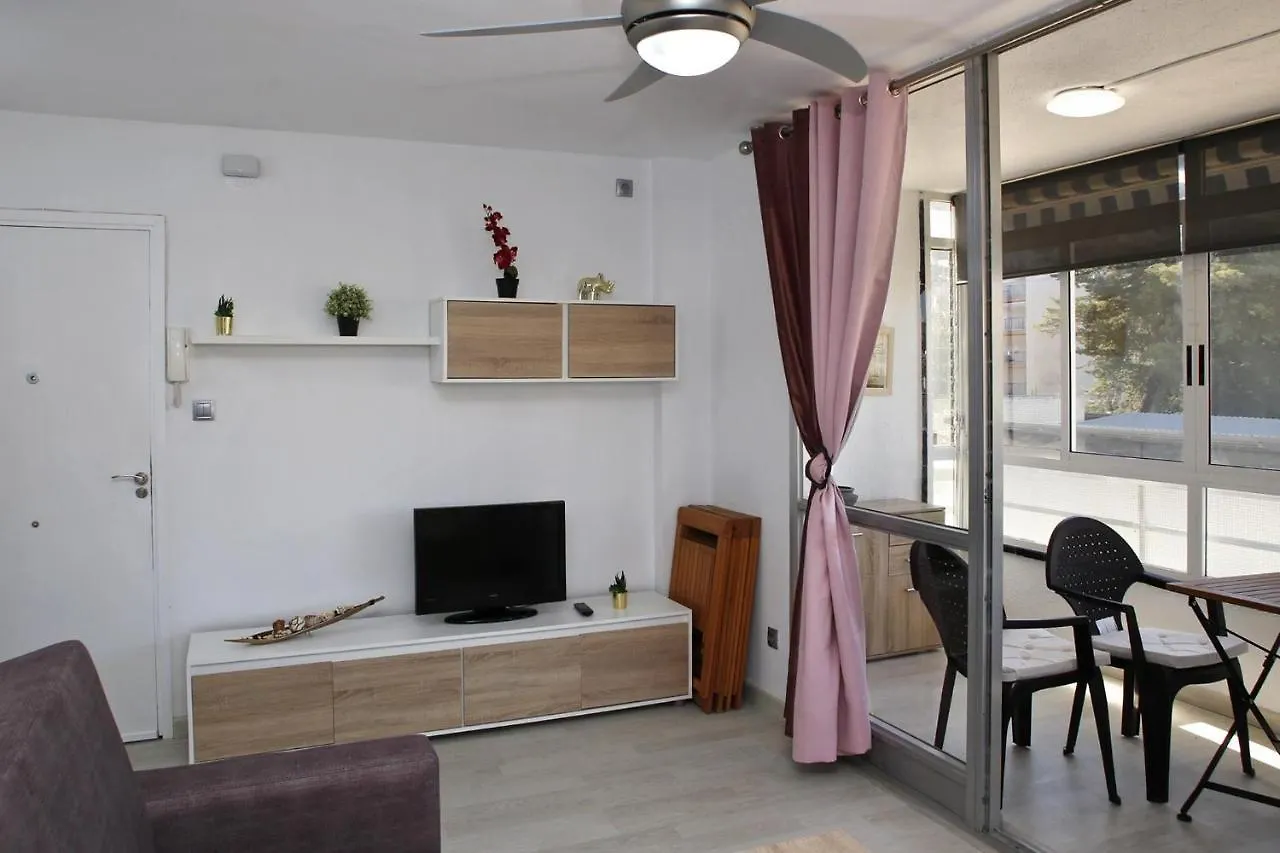 Apartment At057 Estudio Con Aparcamiento A Pocos Metros De La Playa La Paella Torredembarra